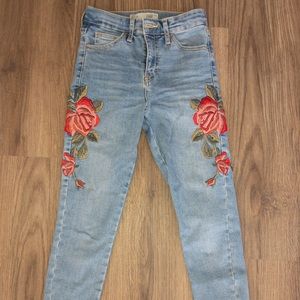 Topshop Rose Embroidered Jeans PETITE